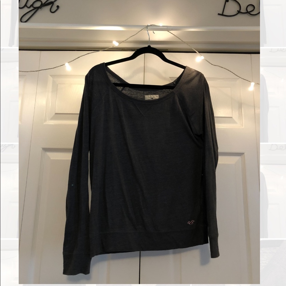 Hollister long sleeve (Size L)